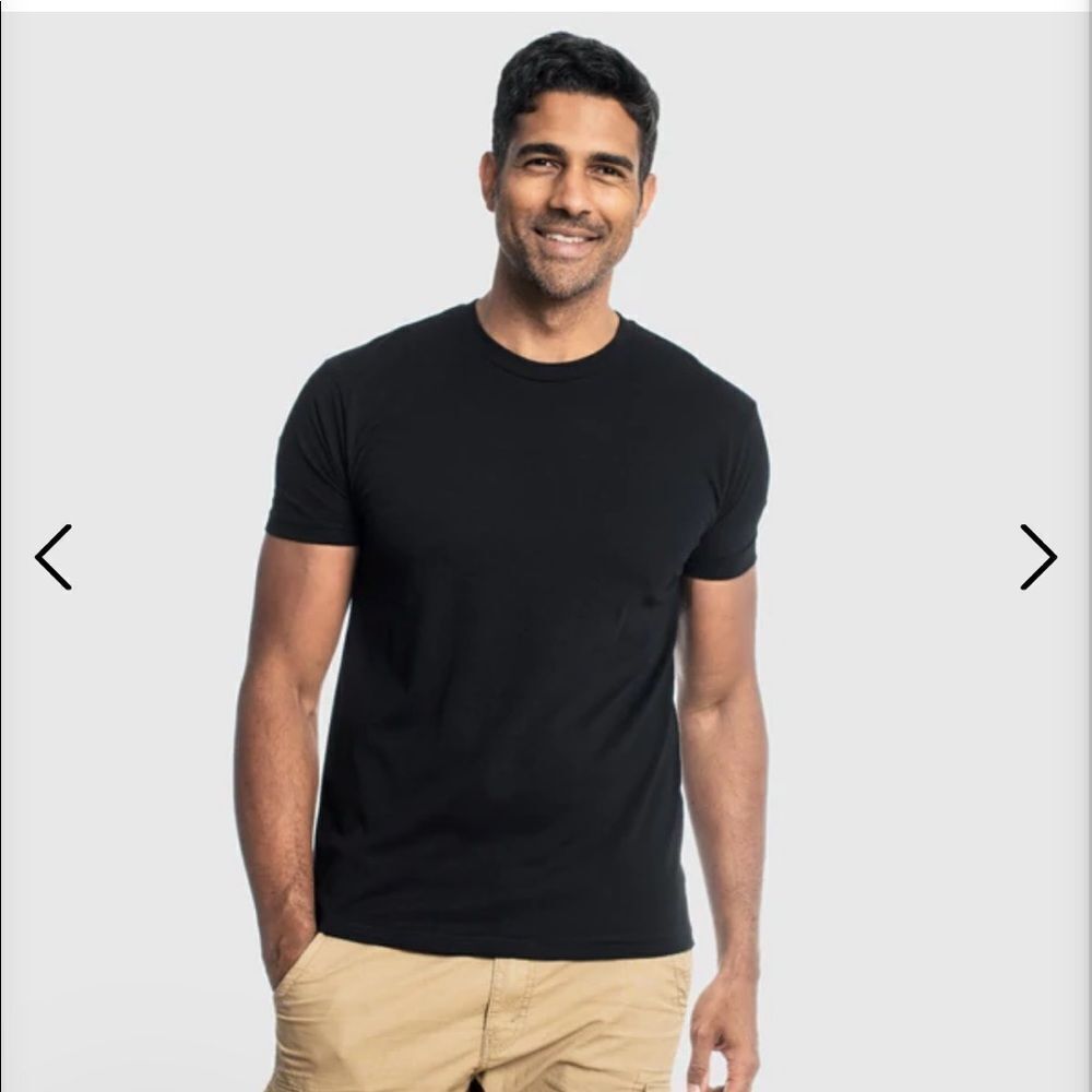 True Classic Mens Tee‎ in Black nwt in packaging